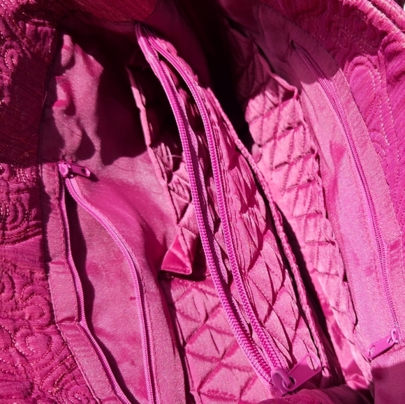 Donna Sharp Raspberry Quilted Bag - Picture 2 of 10